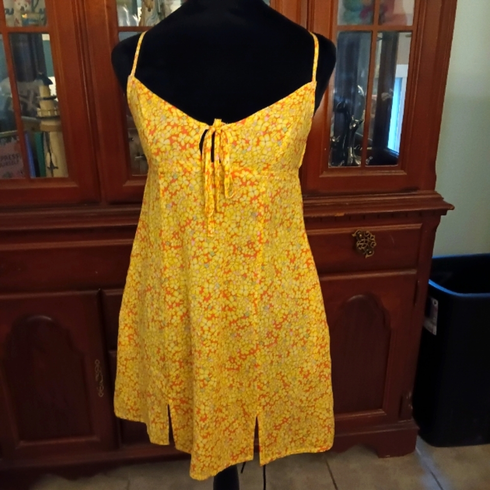 2 hip Yellow Floral Sundress